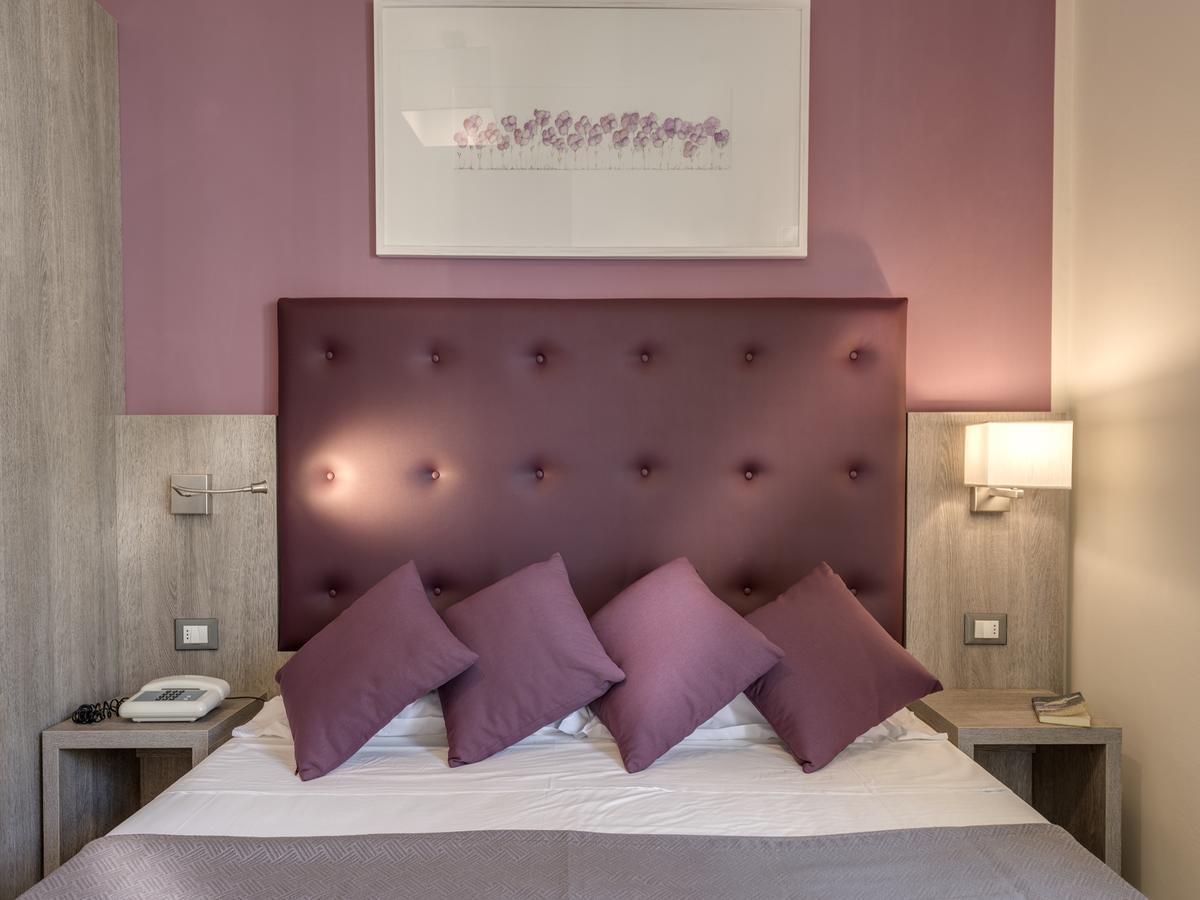 Hotel Azzurra Marina di Pietrasanta Bagian luar foto